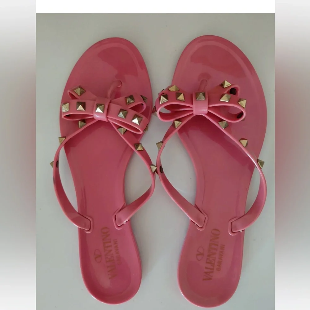 NEW! VALENTINO Garavani Jelly Flat Thong Sandals. Size 41 - Picture 3 of 9